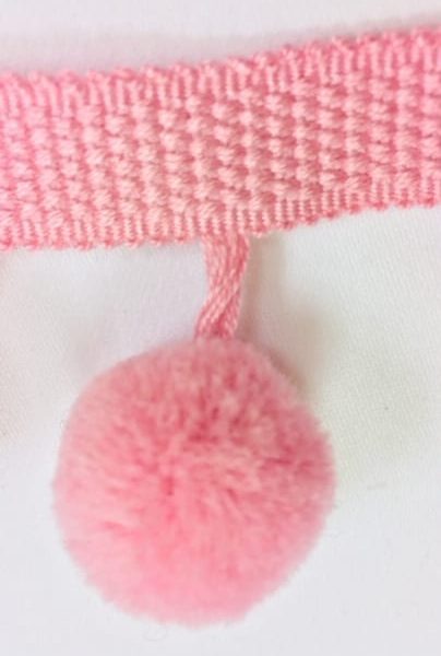 Luxe Pom Pom Swatch Colour: Pink