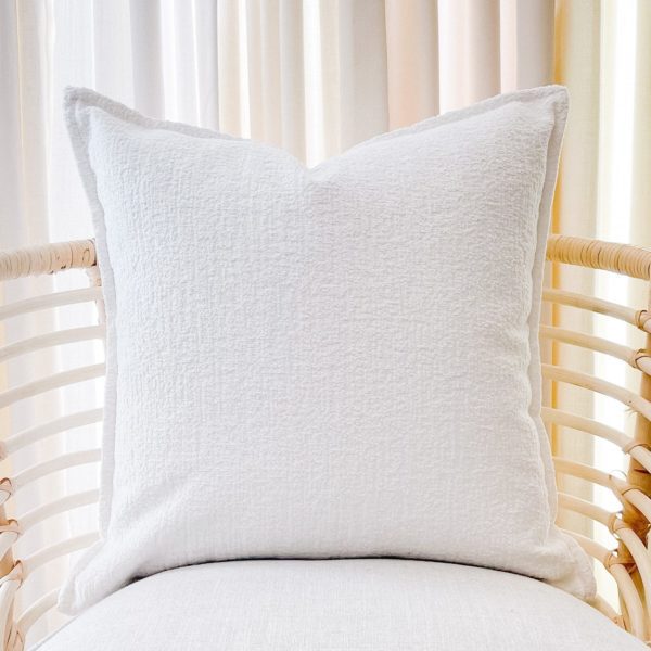 Boucle White