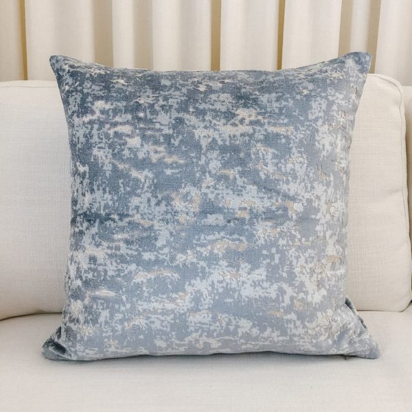 Seaside Velvet Swatch Colour: Blue